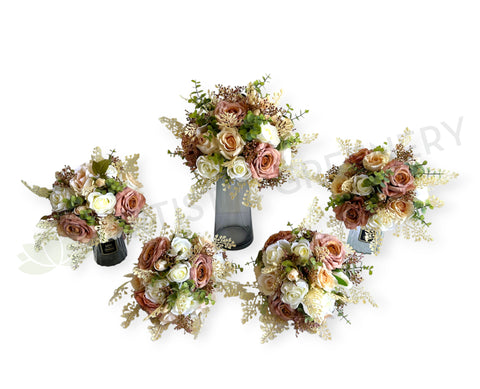 Round Bouquet -  Rustic Pink Blush & White - Dayanara M | ARTISTIC GREENERY Wedding Flowers