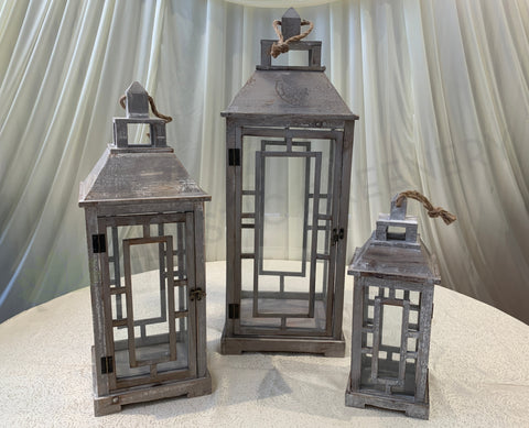 ACC0091 Decorative Wooden Lantern (Rustic Style)