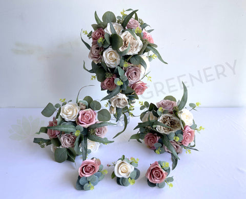 Teardrop Bouquet - Dusty Pink & Cream - Courtney C | ARTISTIC GREENERY