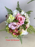 Teardrop Bouquet - Pink & White - Kylie B