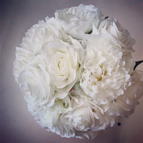 Round Bouquet - White - Jessica