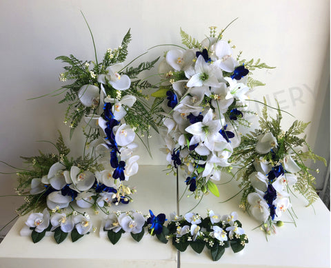 Teardrop Bouquet - Blue & White - Courtney M