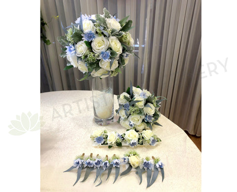 Round Bouquet - Blue & White - Pia M