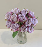 LILAC - SP0319 Deluxe Rose Bunch 28cm